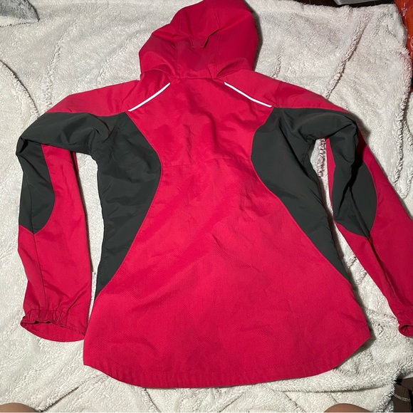 Pink and Grey Columbia Winbreaker / jacket - Picture 7 of 9